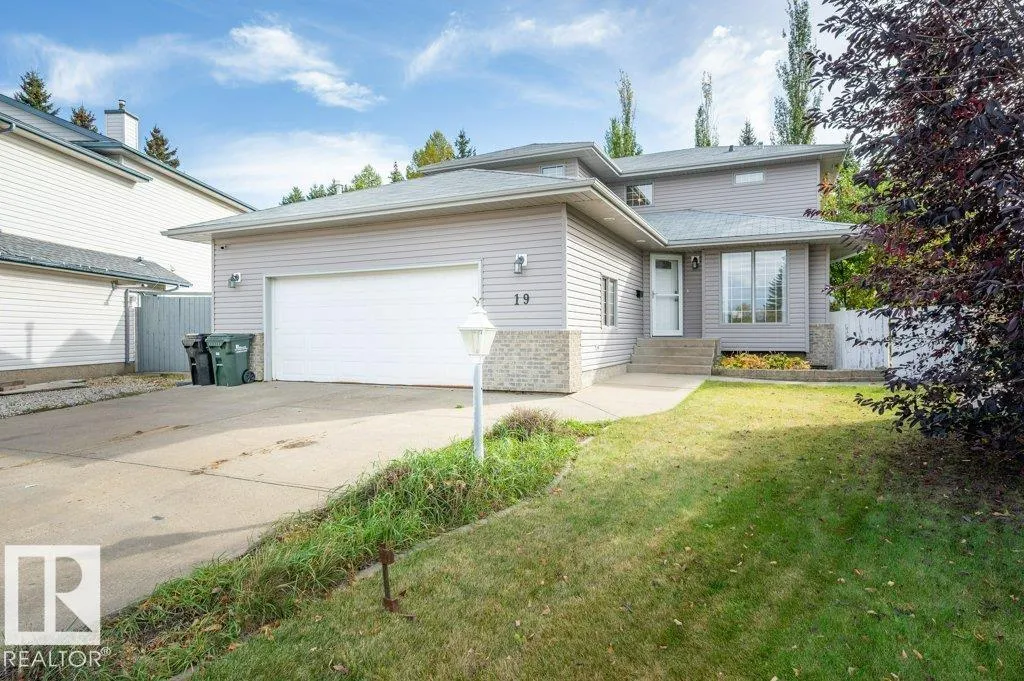 House for rent: 19 Hanover Ba, Sherwood Park, Alberta T8A 5R5