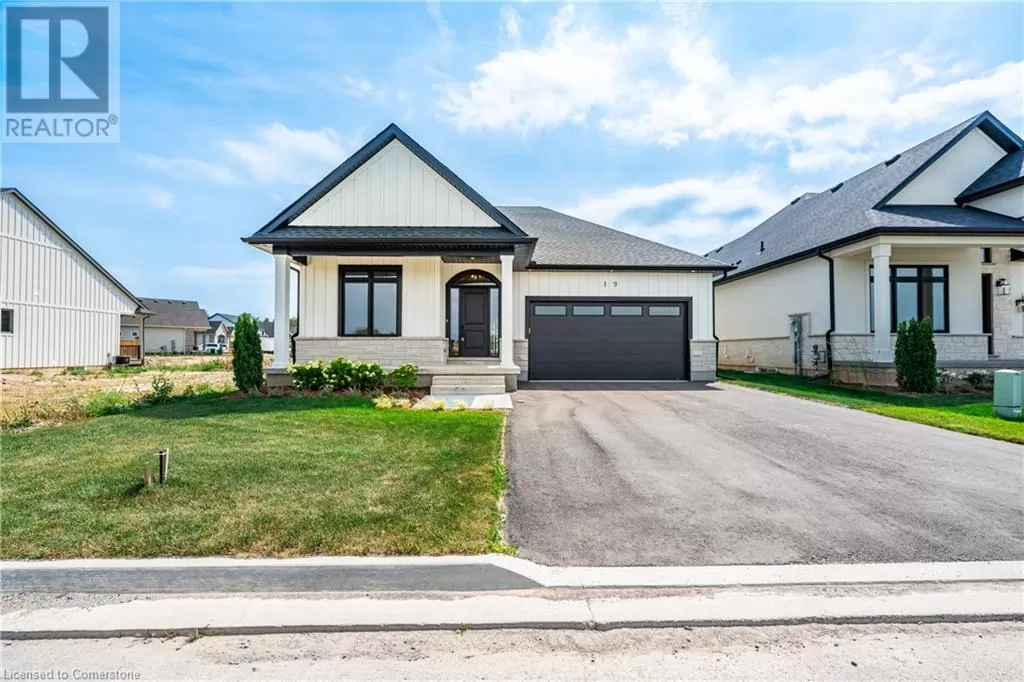 House for rent: 19 Oakley Drive, Niagara-on-the-Lake, Ontario L0S 1N0