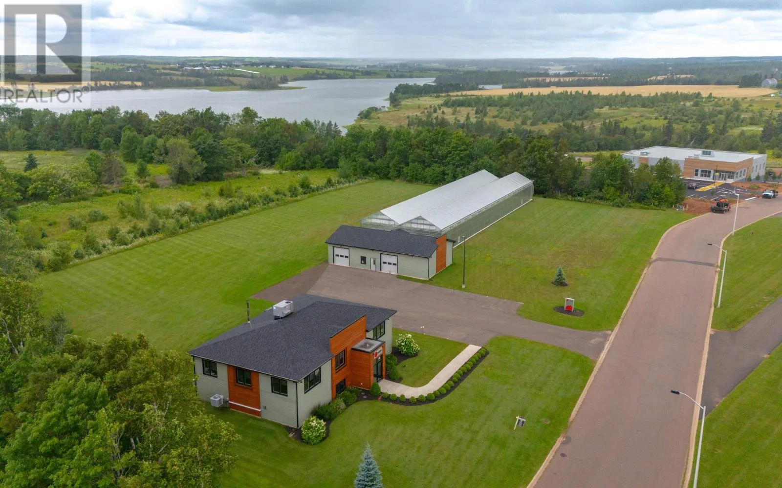 19 Regis Duffy Drive, West Royalty, Prince Edward Island C1E 0K5