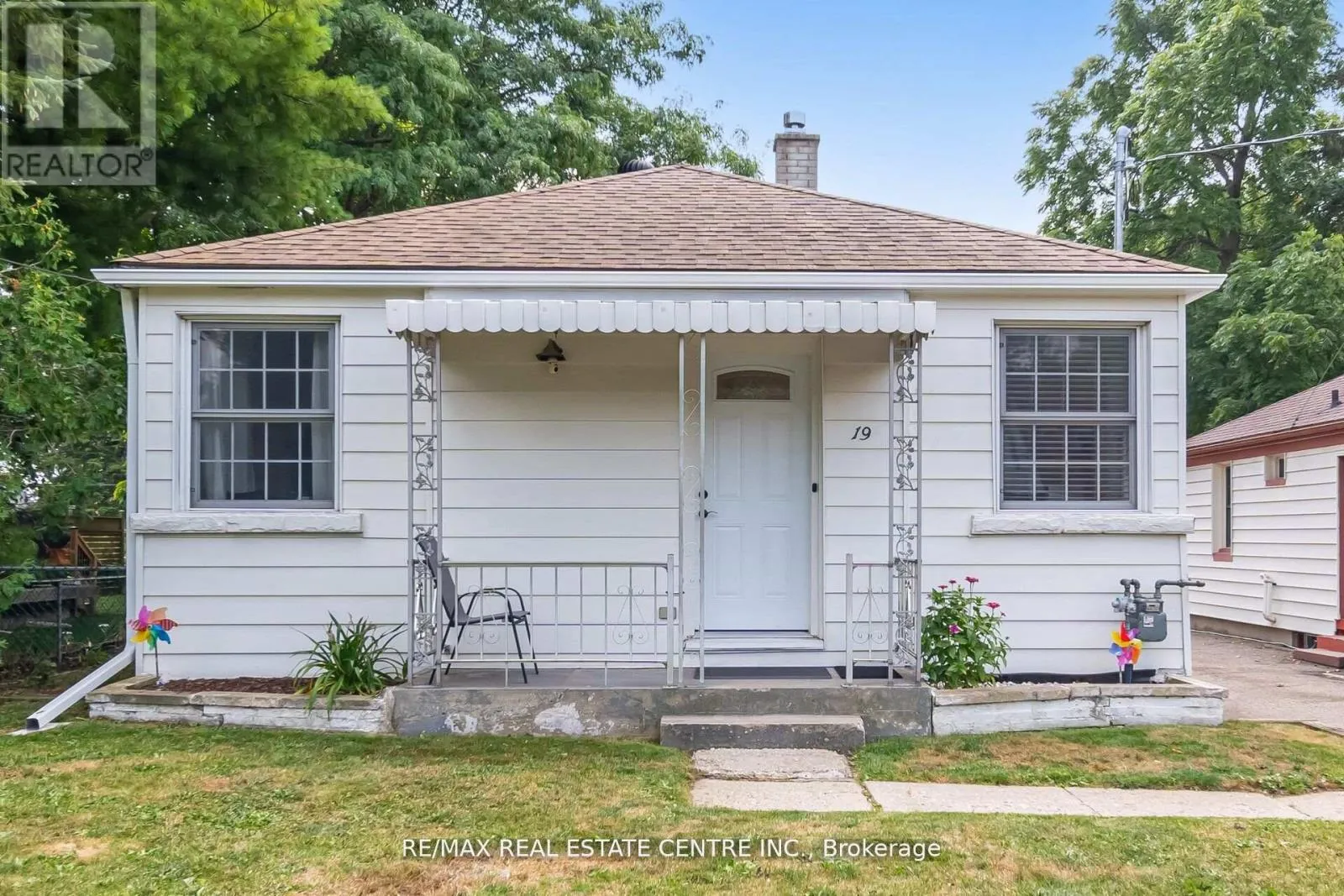 House for rent: 19 Seneca Drive, Kitchener, Ontario N2M 3H1