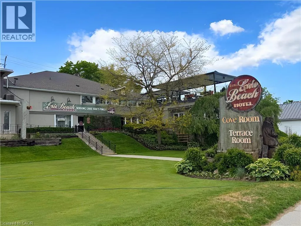 19 Walker Street, Port Dover, Ontario N0A 1N0