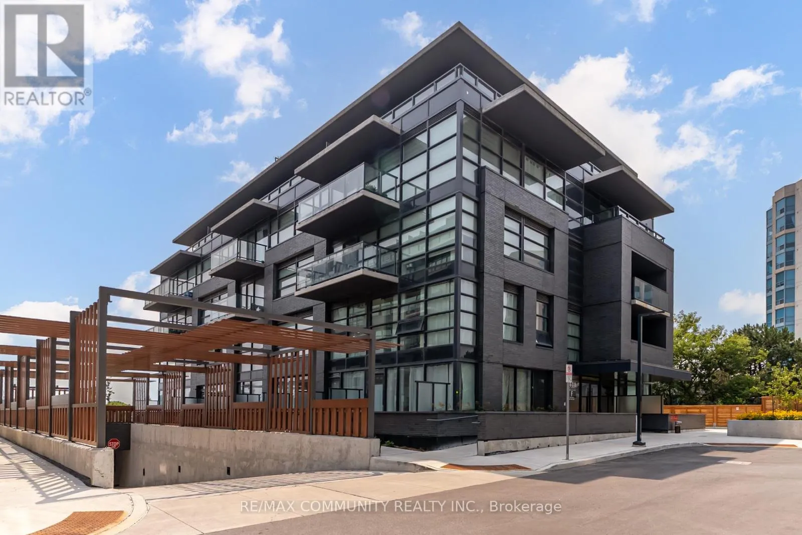 Row / Townhouse for rent: 190 - 1608 Charles Street, Whitby, Ontario L1N 1B9