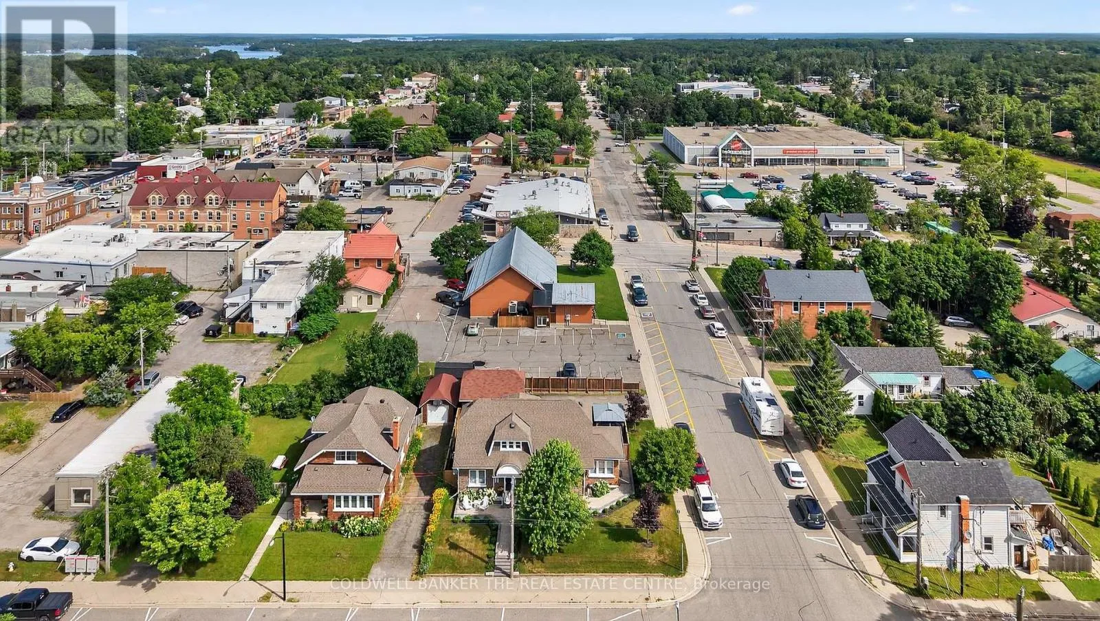 House for rent: 190 Royal St Royal Street N, Gravenhurst), Ontario P1P 1H5