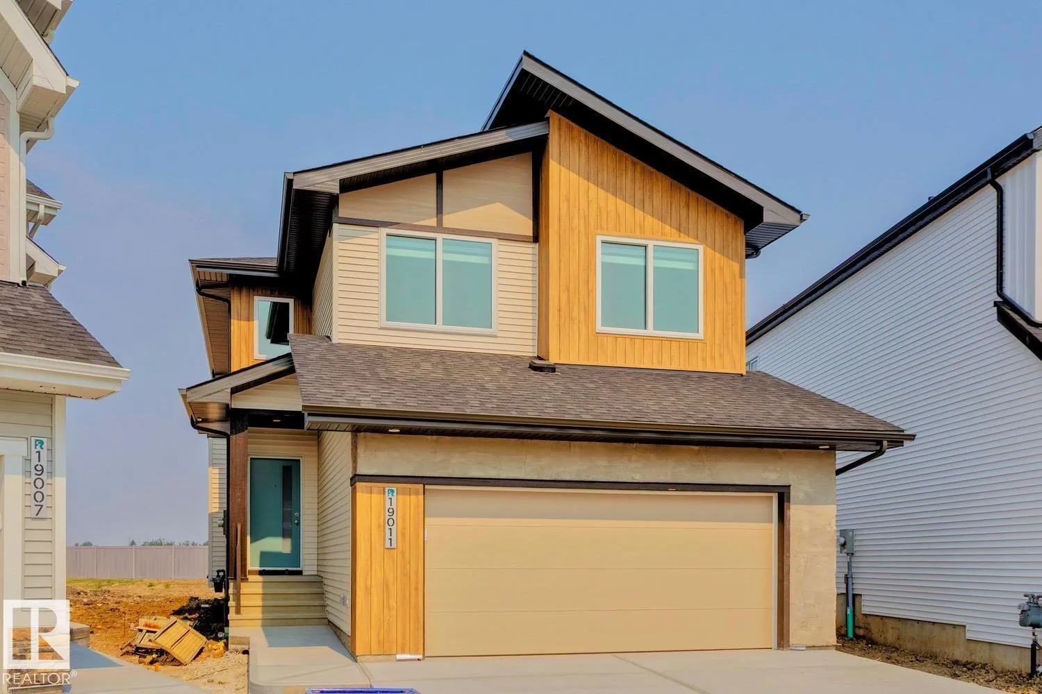 House for rent: 19011 20 Av Nw, Edmonton, Alberta T6M 3E8