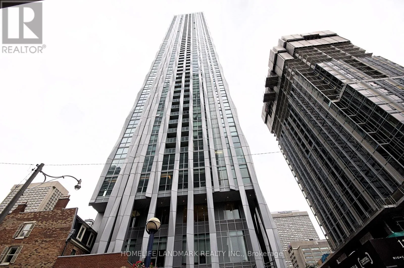 Apartment for rent: 1902 - 1 Yorkville Avenue, Toronto, Ontario M4W 1L1