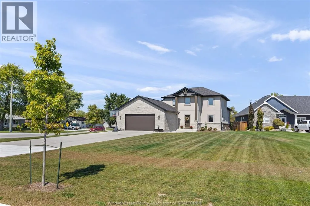 House for rent: 19020 Haven Avenue, Lakeshore, Ontario N0P 2L0