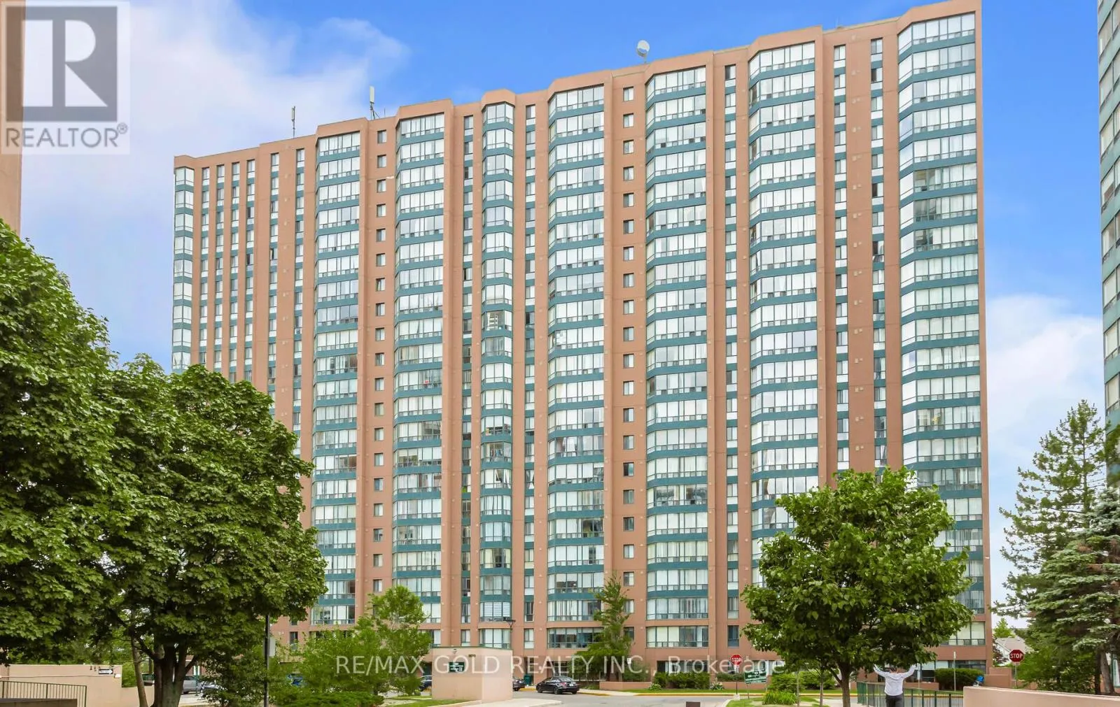 Apartment for rent: 1903 - 155 Hillcrest Avenue, Mississauga, Ontario L5B 3Z2