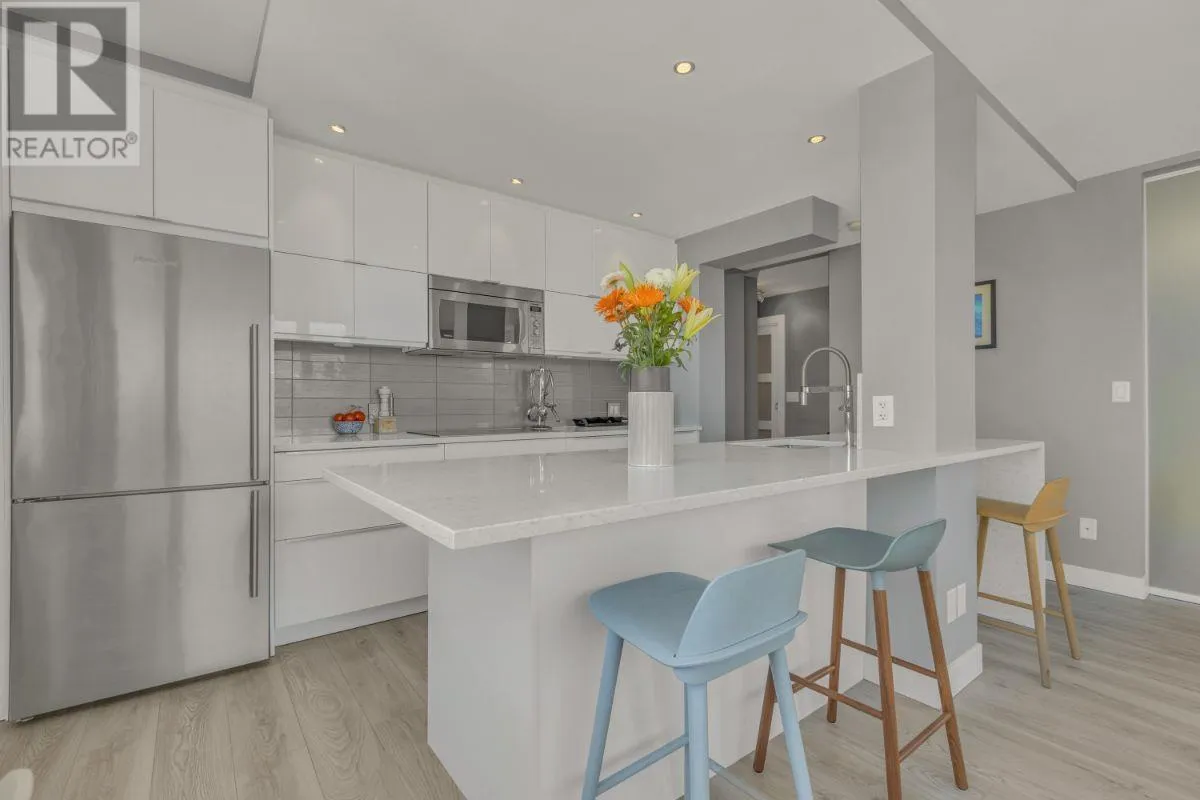 Apartment for rent: 1903 1850 Comox Street, Vancouver, British Columbia V6G 1R3