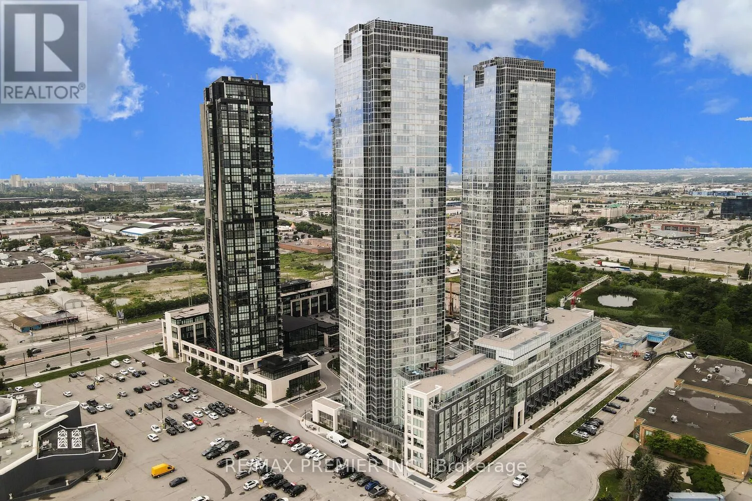 Apartment for rent: 1904 - 2908 Highway 7 Road, Vaughan, Ontario L4K 0K5