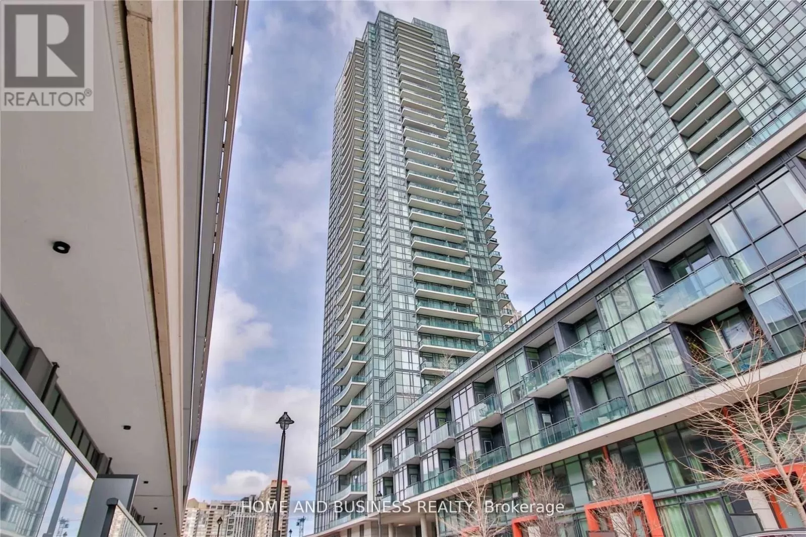 Apartment for rent: 1904 - 4099 Brickstone Mews, Mississauga, Ontario L5B 0G2