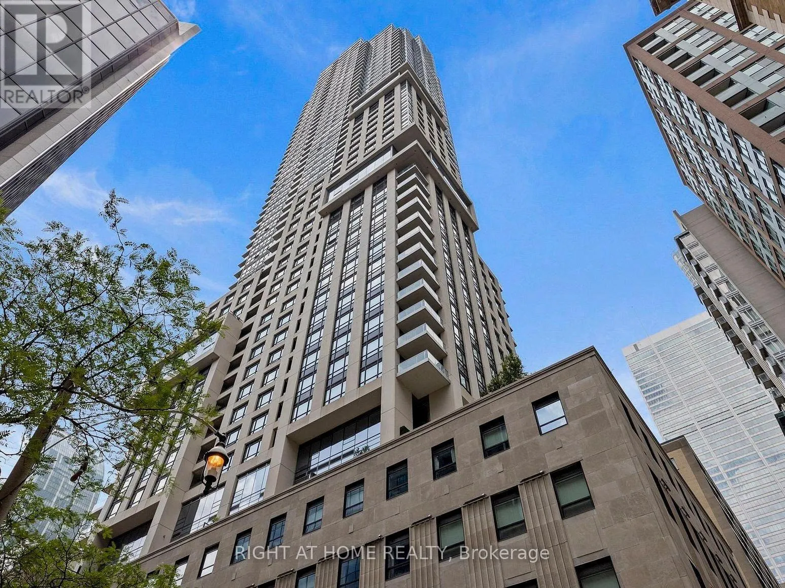 Apartment for rent: 1904 - 88 Scott Street, Toronto, Ontario M5E 0A9