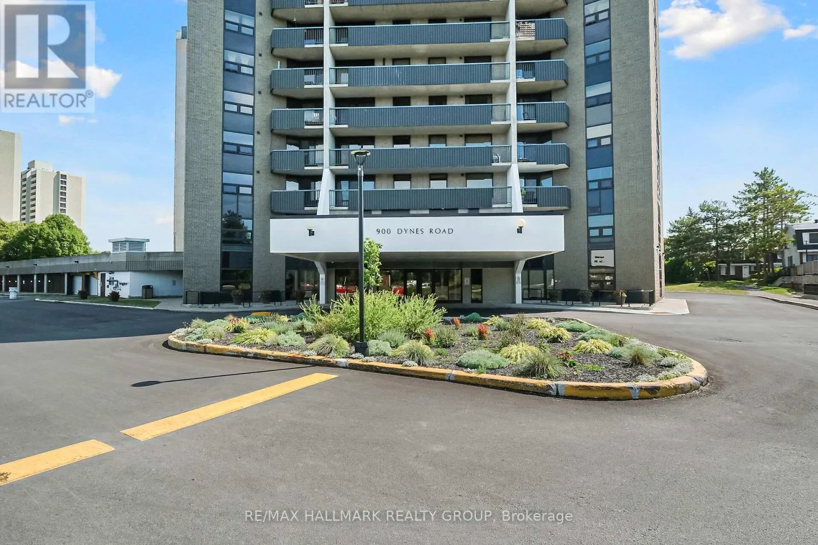 Apartment for rent: 1904 - 900 Dynes Road, Ottawa, Ontario K2C 3L6