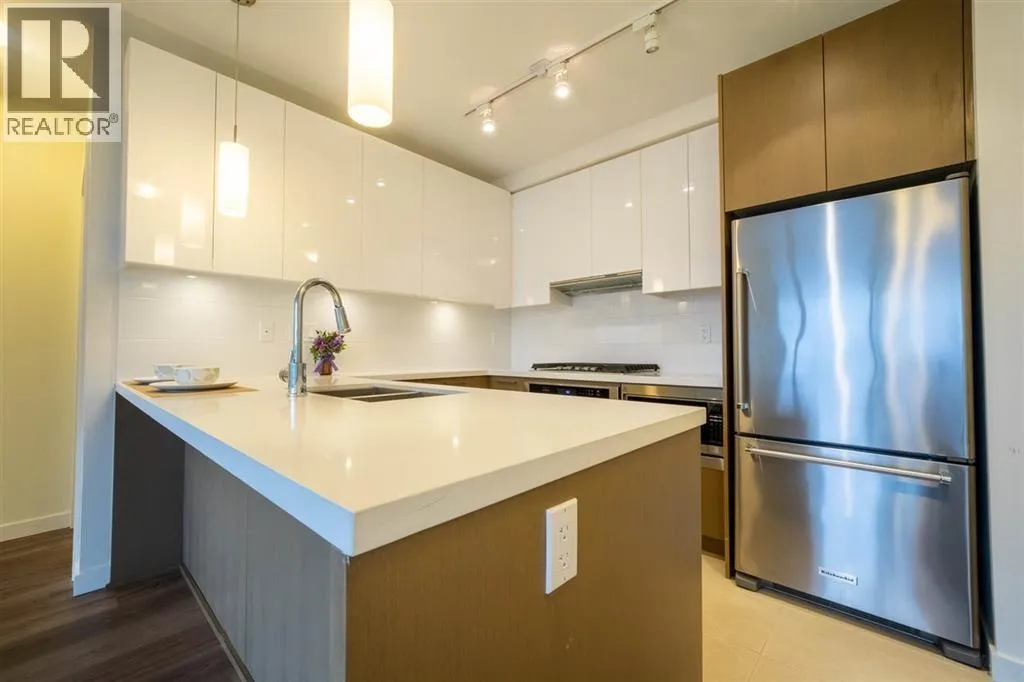 Apartment for rent: 1905 3080 Lincoln Avenue, Coquitlam, British Columbia V3B 0L9