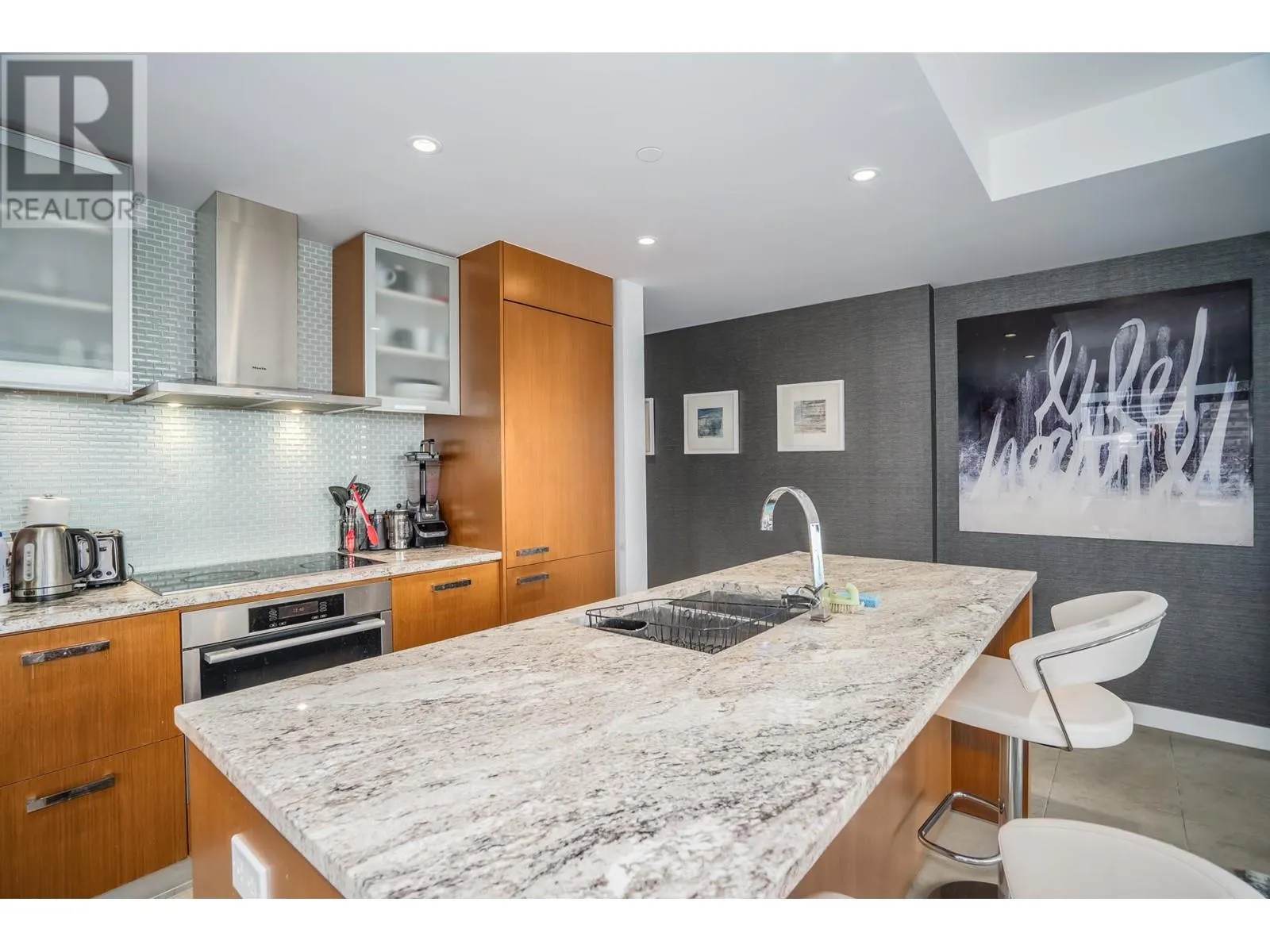 Apartment for rent: 1906 1028 Barclay Street, Vancouver, British Columbia V6E 0B1