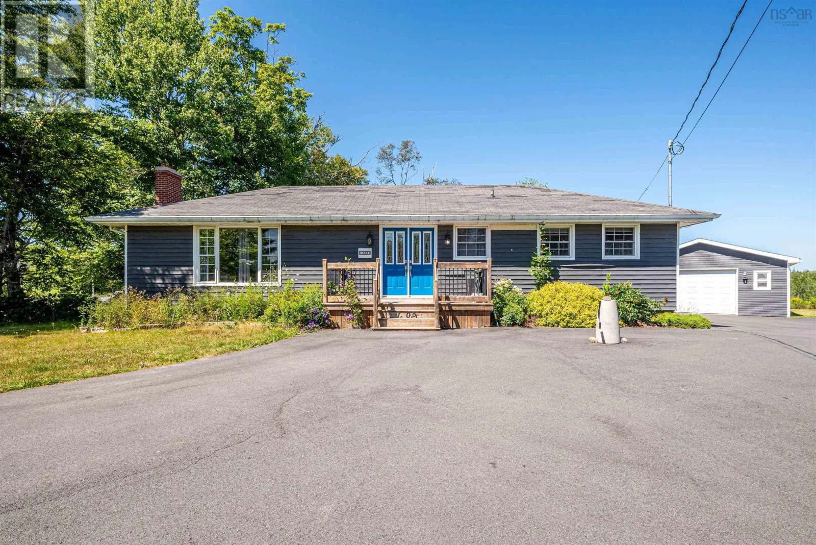 House for rent: 1909 Hammonds Plains Road, Hammonds Plains, Nova Scotia B4B 1P4