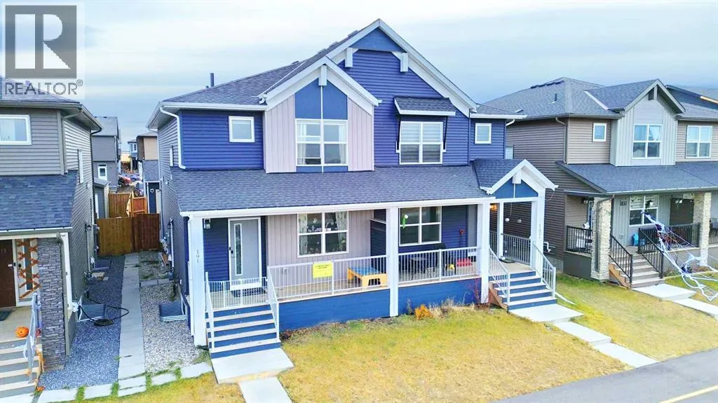 Duplex for rent: 191 Corner Meadows Avenue Ne, Calgary, Alberta T3N 1X6