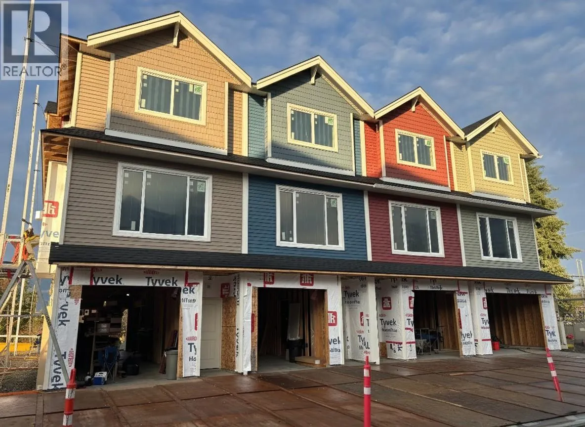 Row / Townhouse for rent: 1910 11 Avenue Ne Unit# 5, Salmon Arm, British Columbia V1E 2V5