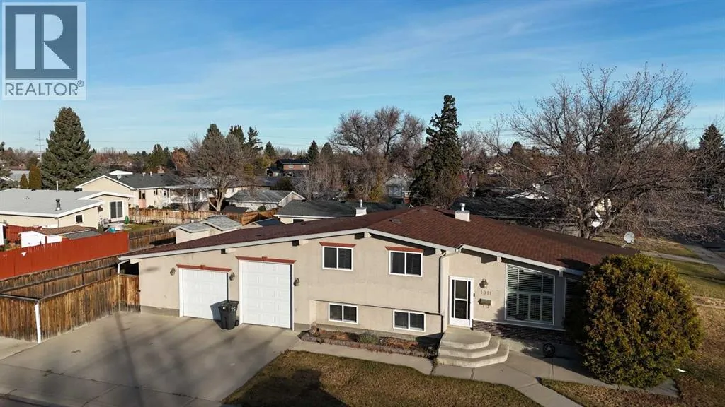 House for rent: 1911 24 Avenue N, Lethbridge, Alberta T1H 4V2