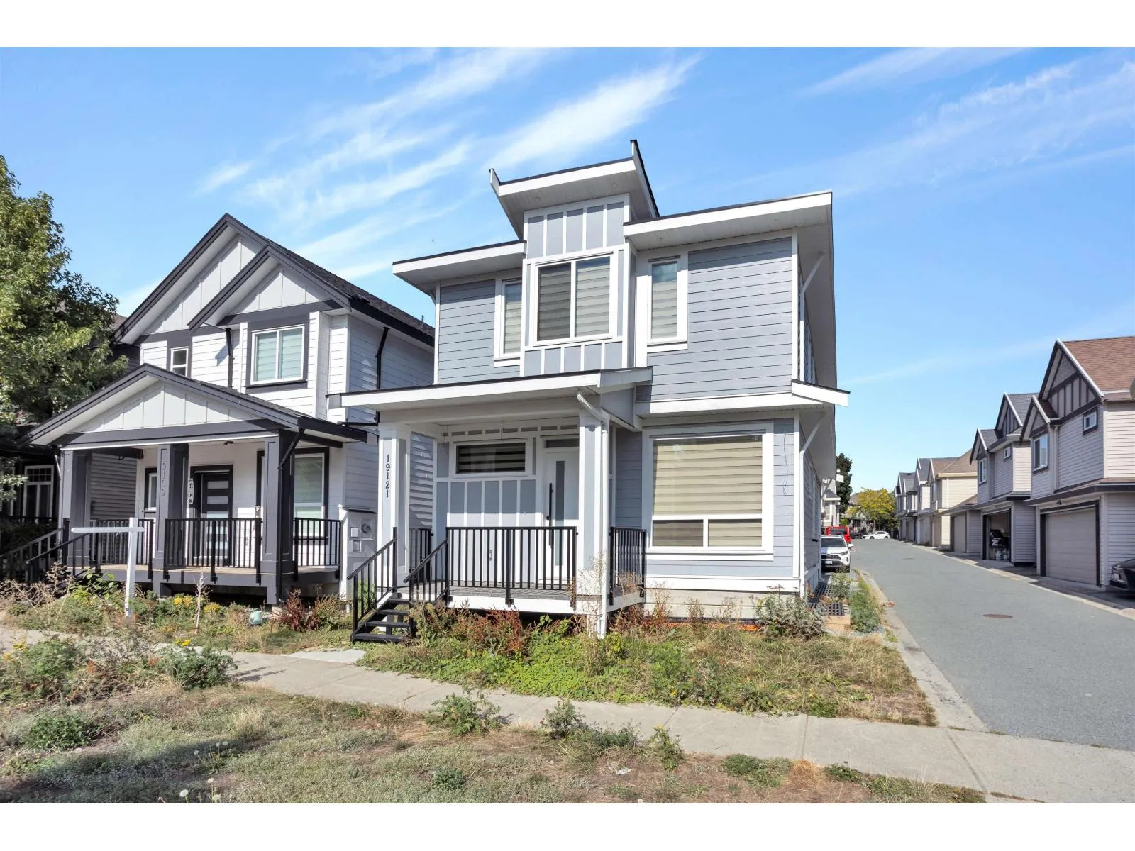 House for rent: 19121 67 Avenue, Surrey, British Columbia V4N 6A4