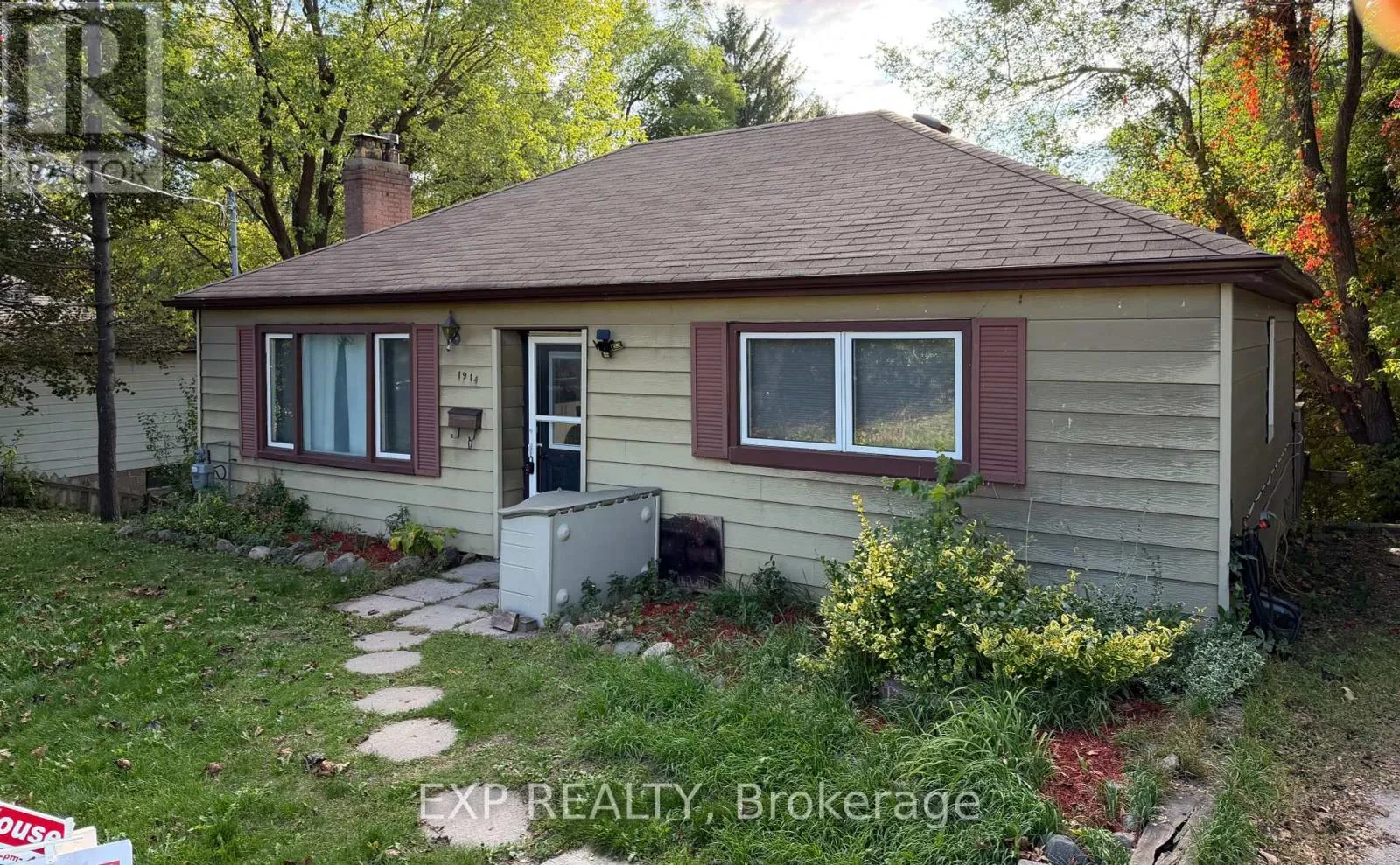 House for rent: 1914 Liverpool Road, Pickering, Ontario L1V 1W5