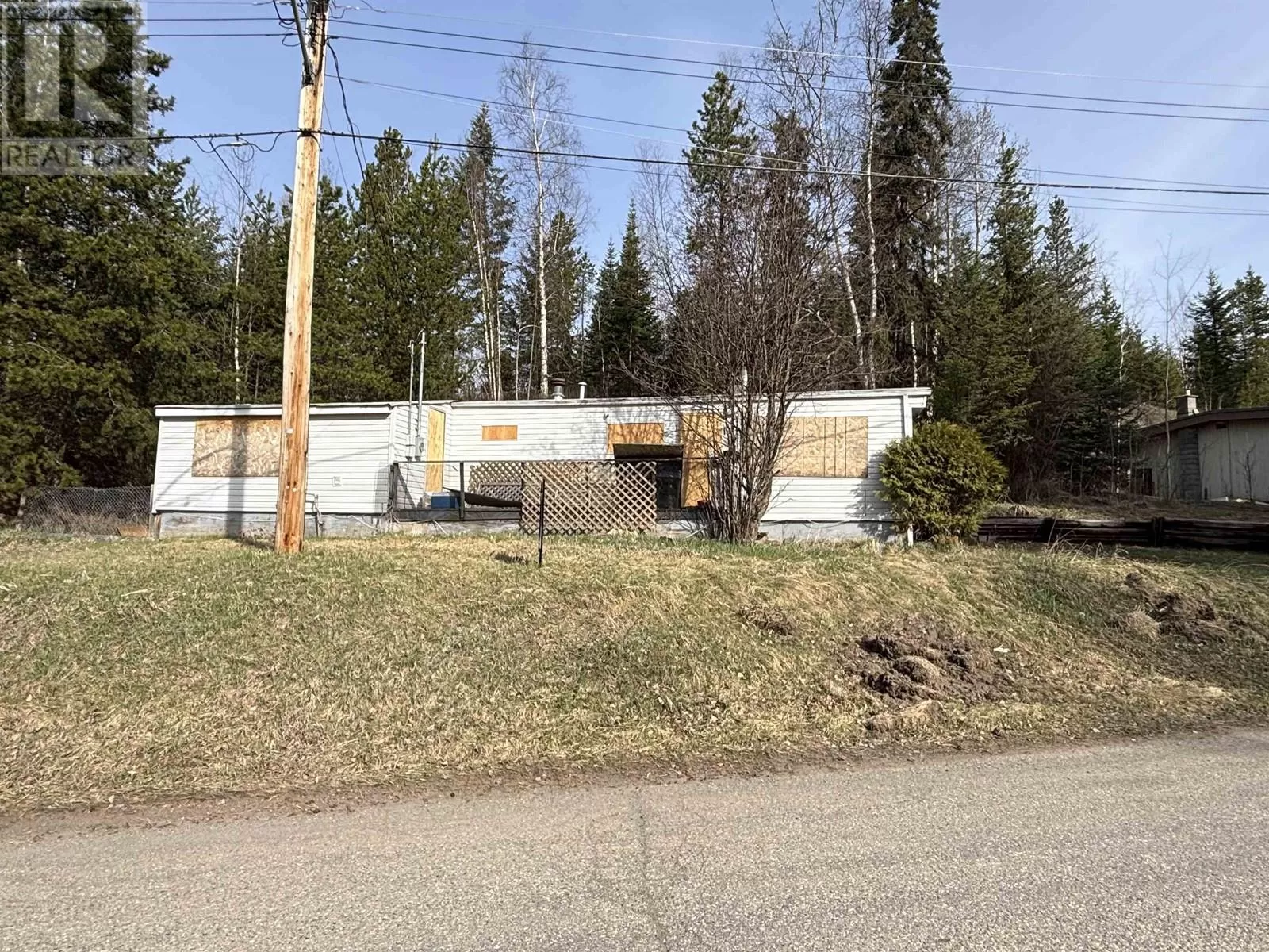 1915 Dubois Drive, Prince George, British Columbia V2K 1L9