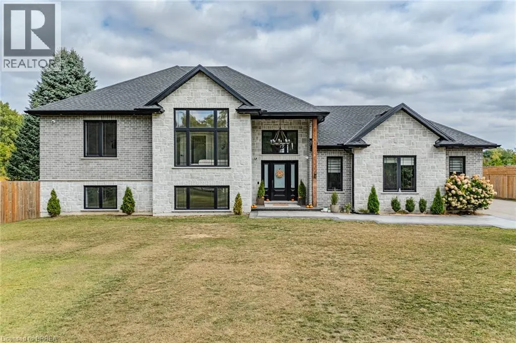 House for rent: 1920 Turkey Point Road, Simcoe, Ontario N3Y 4J9