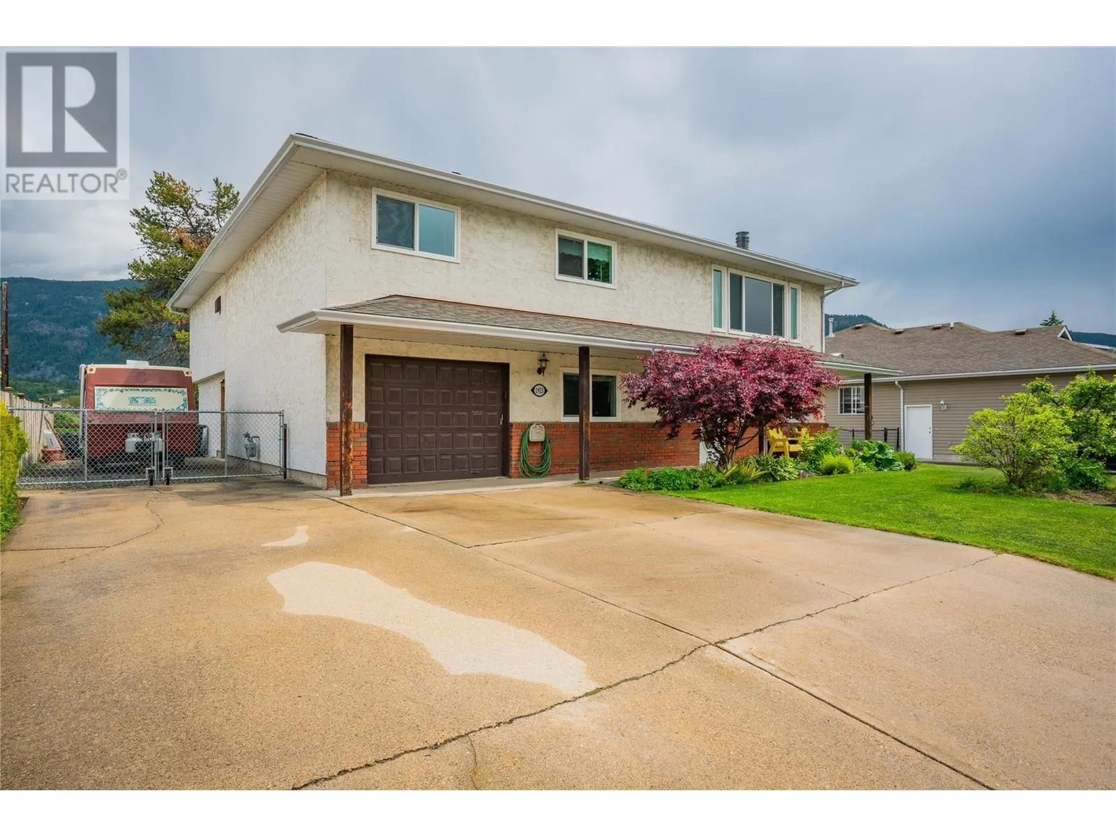 House for rent: 1923 Riverside Crescent, Castlegar, British Columbia V1N 3W5