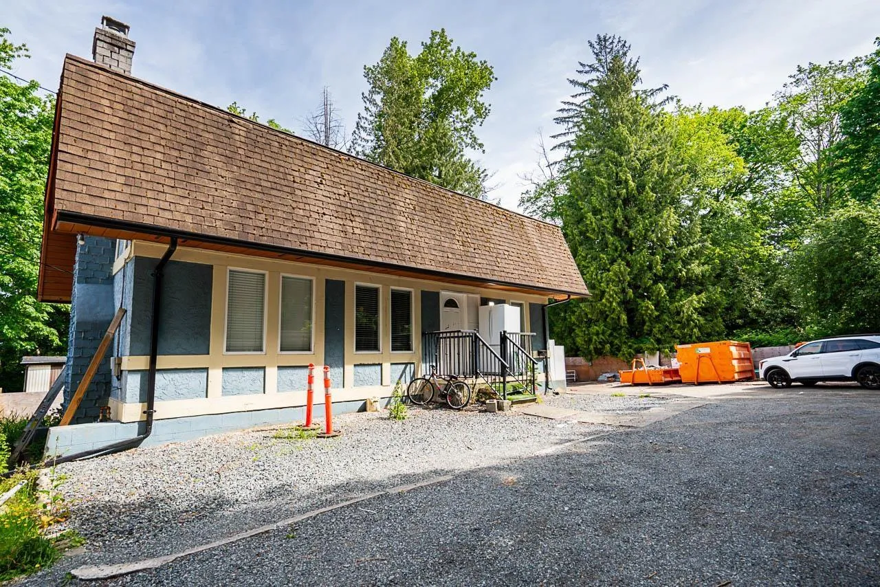 House for rent: 19273 80 Avenue, Surrey, British Columbia V4N 4J1