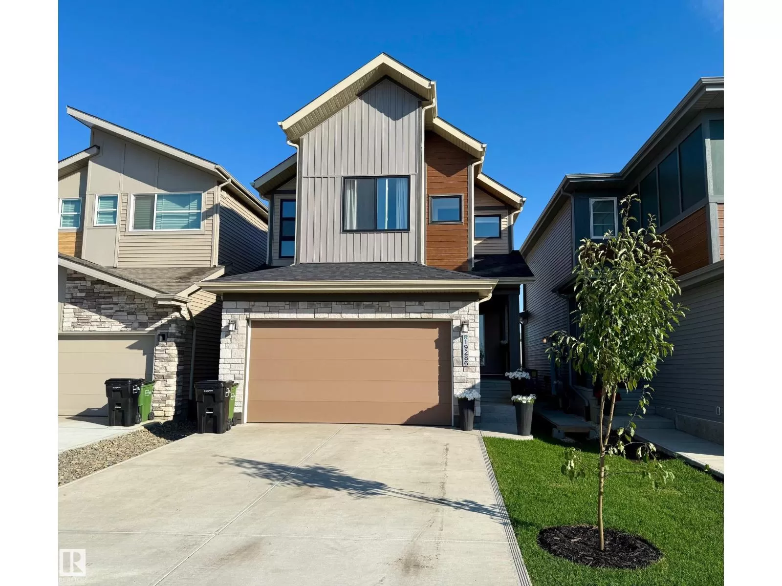 House for rent: 19286 22a Av Nw, Edmonton, Alberta T6M 1P8