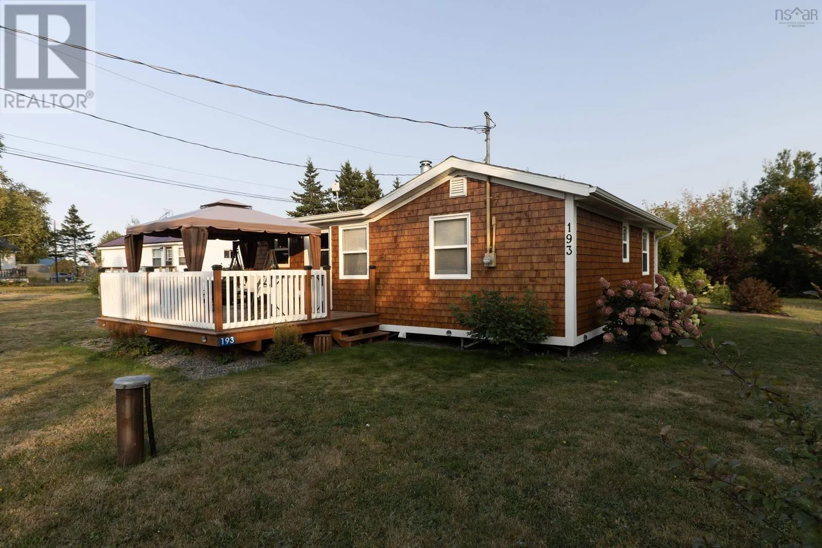 Recreational for rent: 193 Jackson Point Road, Tidnish Bridge, Nova Scotia B4H 3X5