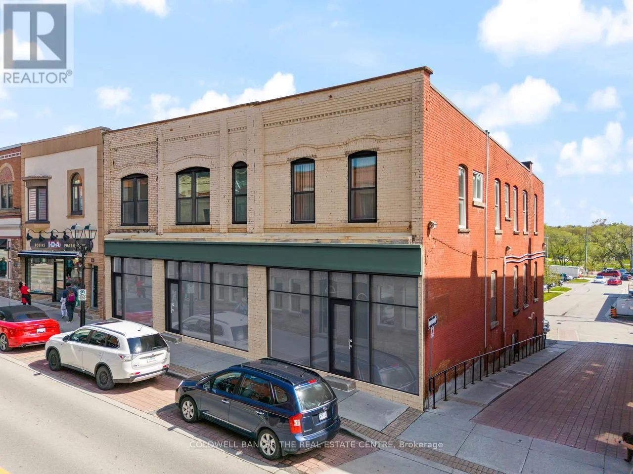 193 Main Street S, Newmarket, Ontario L3Y 3Y9