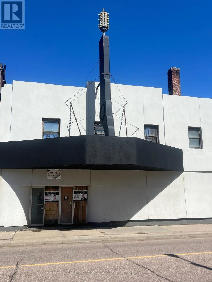 193 Pembroke Street W, Pembroke, Ontario K8A 5N1