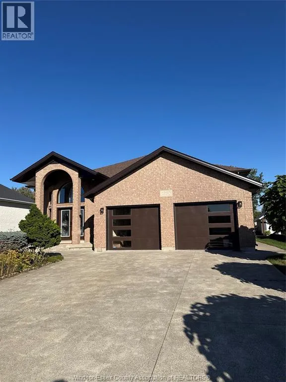 House for rent: 1930 Corbi Lane, Tecumseh, Ontario N8N 5C8