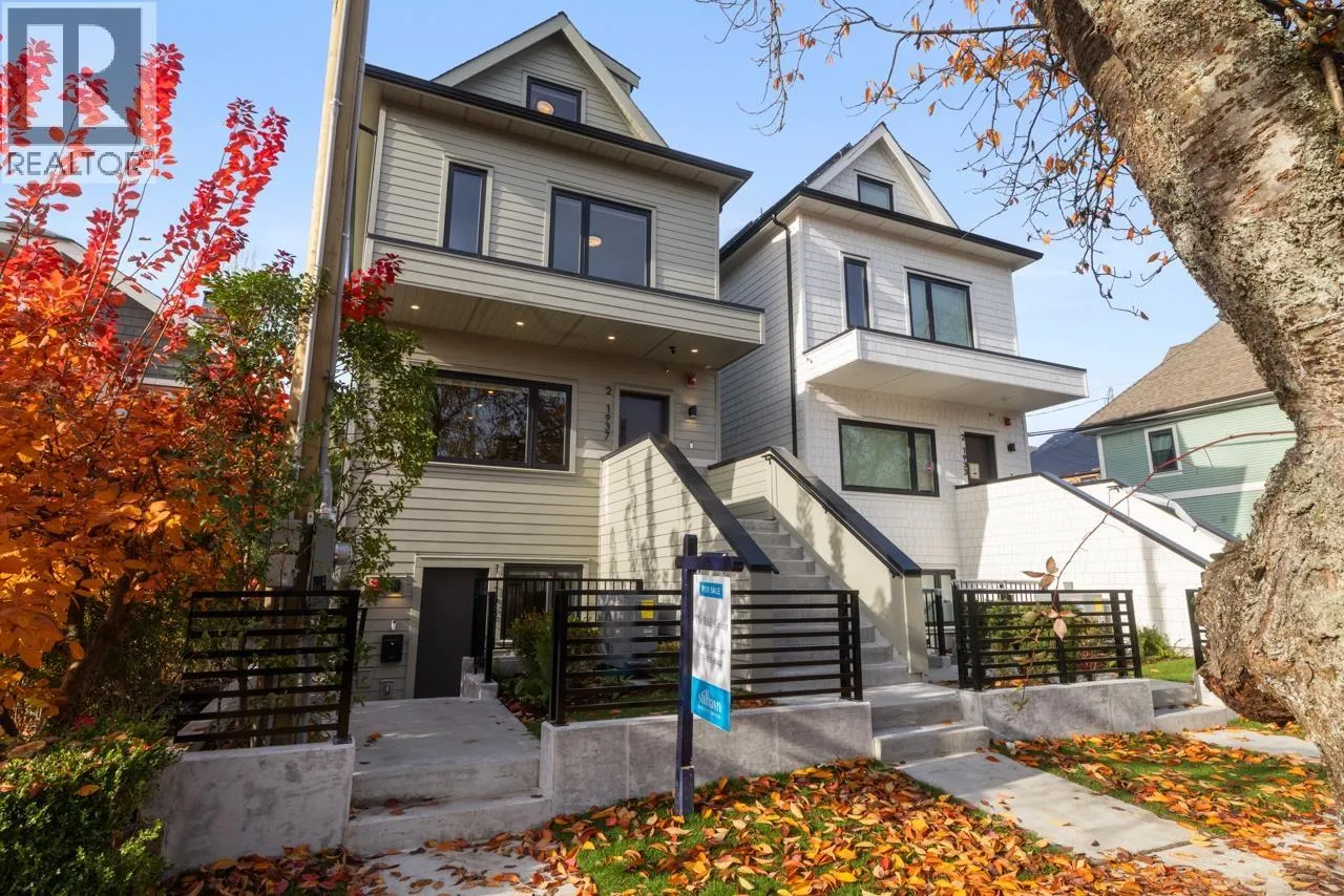 House for rent: 1937 Templeton Drive, Vancouver, British Columbia V5N 4V9