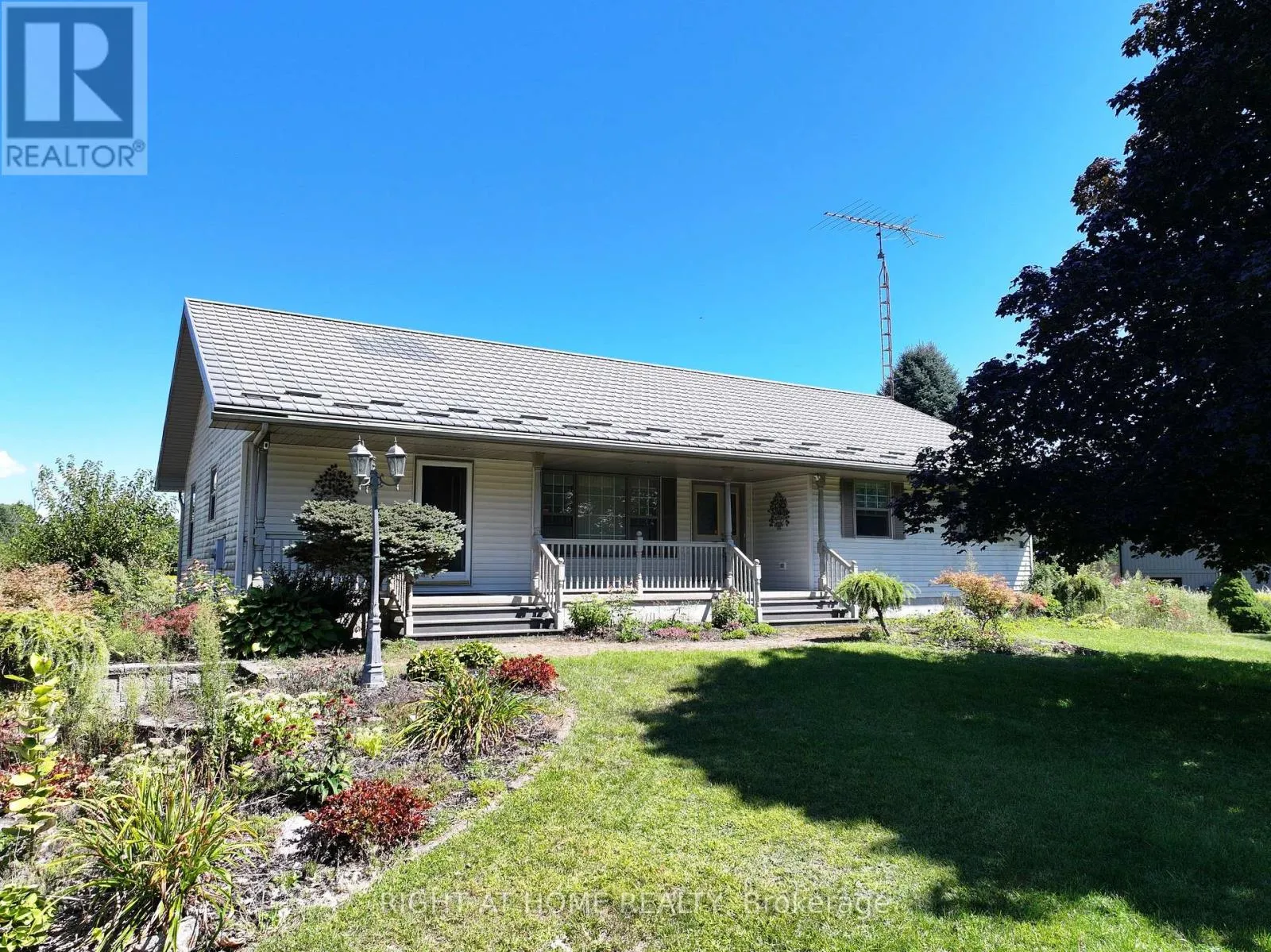 1938 Turkey Point Road, Norfolk, Ontario N3Y 4J9