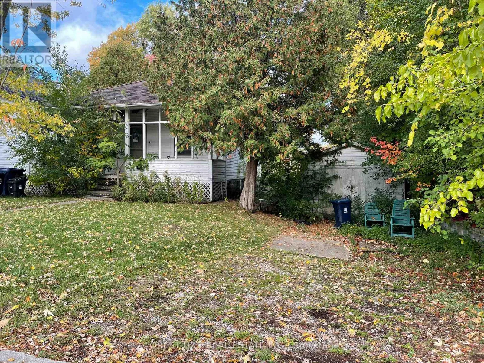 House for rent: 194 Pemberton Avenue, Toronto, Ontario M2M 1Y8