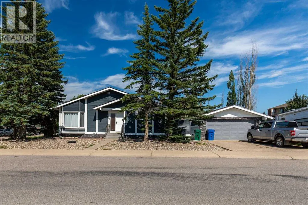 House for rent: 194 Pensacola Court W, Lethbridge, Alberta T1K 4R6