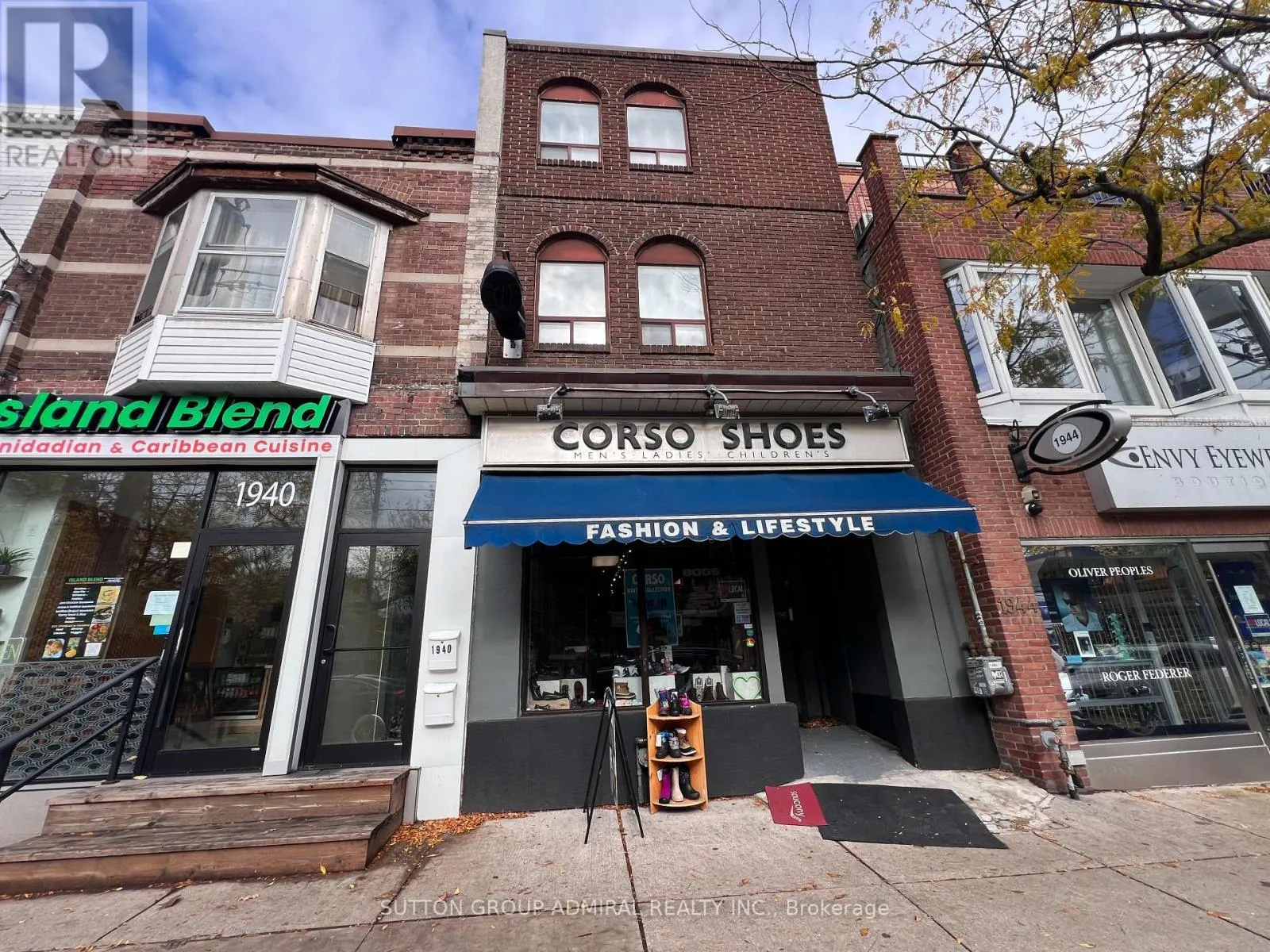 1942 Queen Street E, Toronto, Ontario M4L 1H6