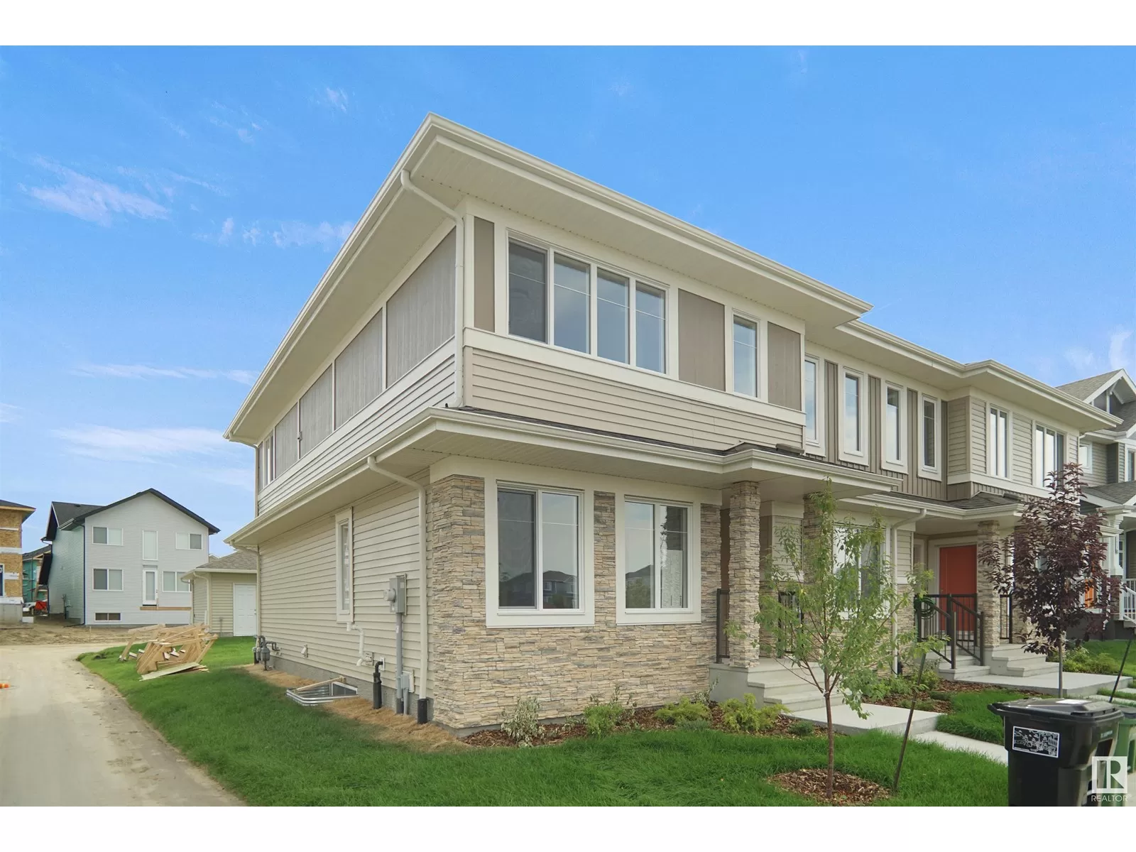 Row / Townhouse for rent: 19445 22 Av Nw, Edmonton, Alberta T6M 3J3