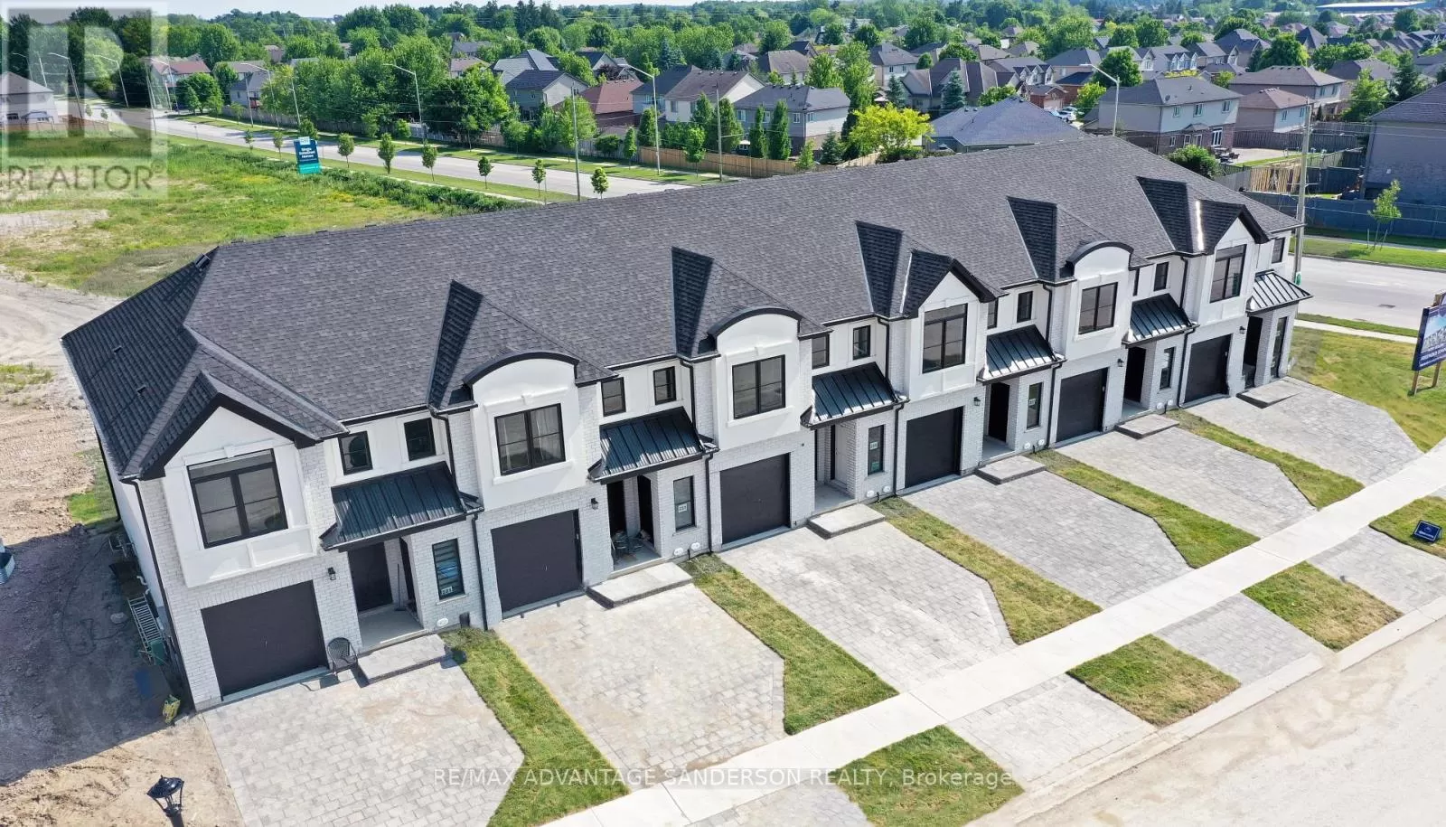 Row / Townhouse for rent: 195 Bowman Drive, Middlesex Centre, Ontario N0M 2A0