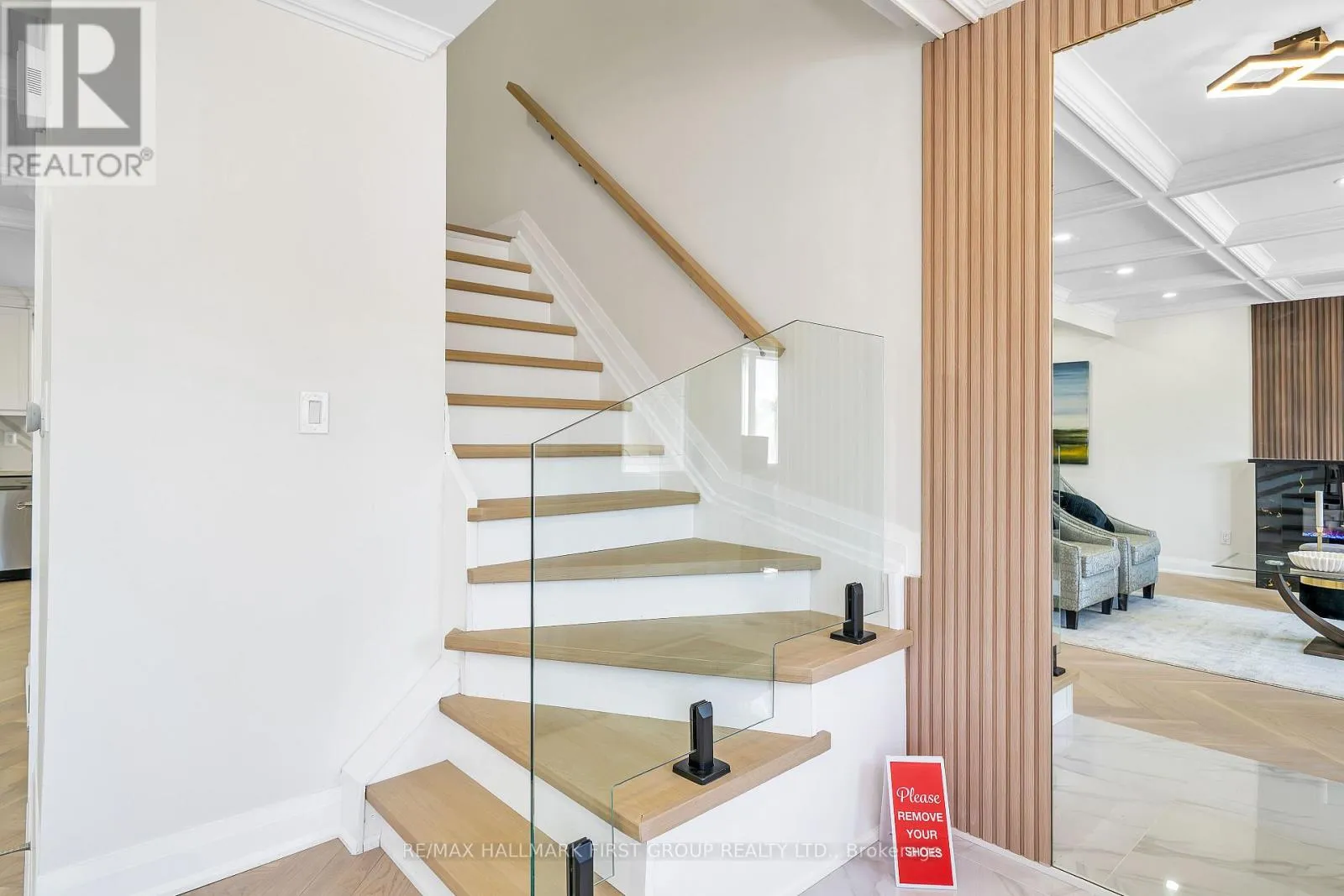 House for rent: 195 Castlebar Crescent, Oshawa, Ontario L1J 7B3