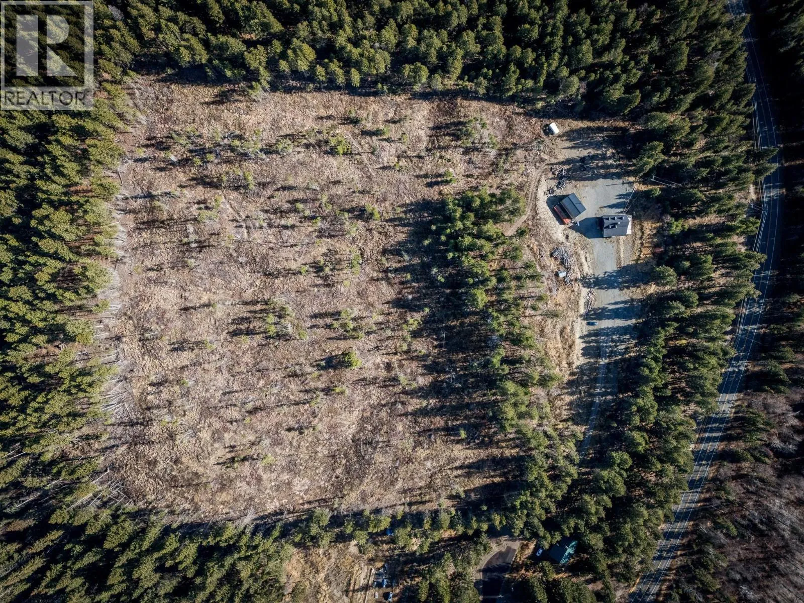 House for rent: 1951 Heffley-louis Creek Road, Kamloops, British Columbia V0E 1Z0