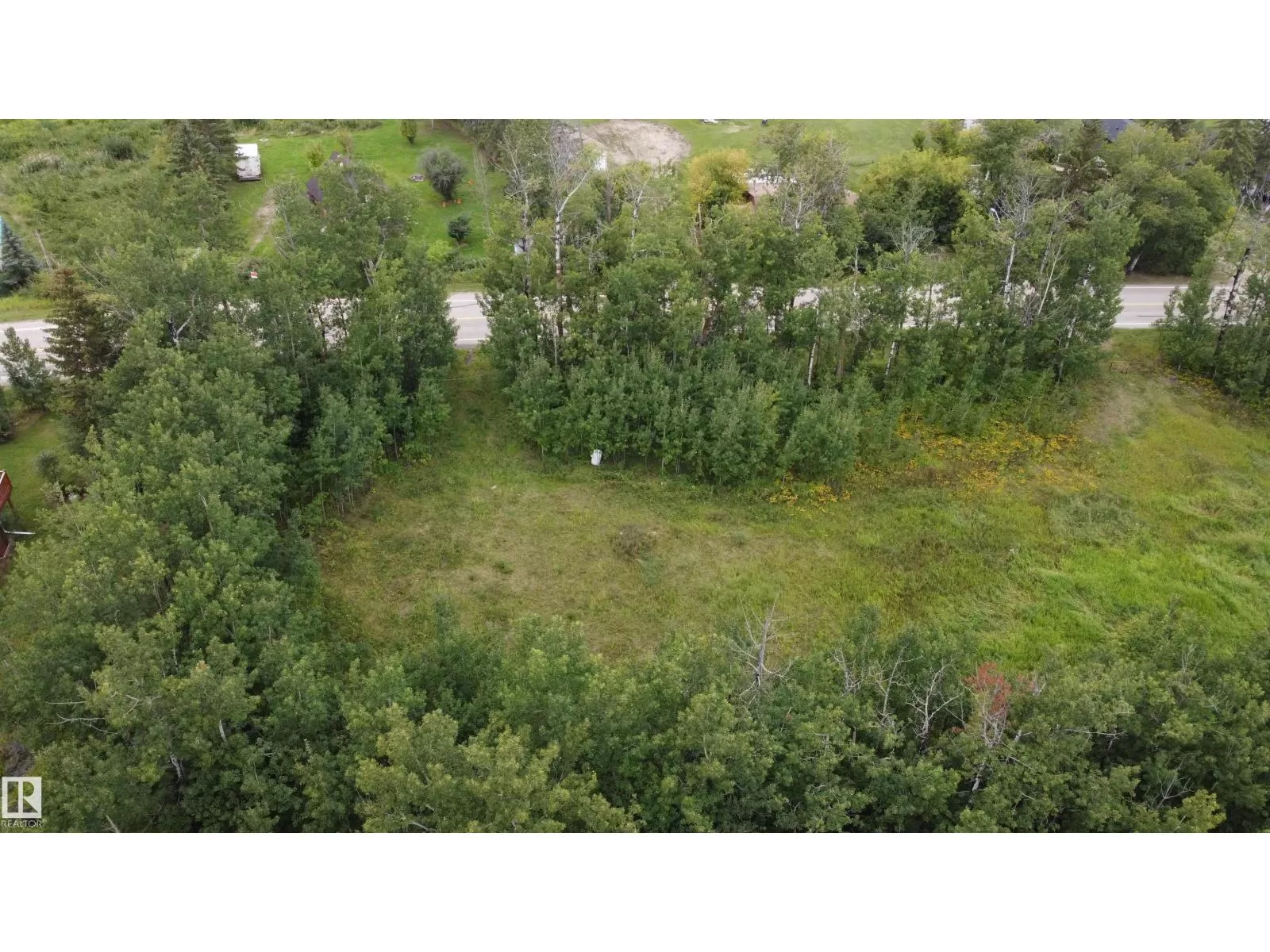 No Building for rent: 19-55022 Lac Ste. Anne Trail, Rural Lac Ste. Anne County, Alberta T0E 1A0