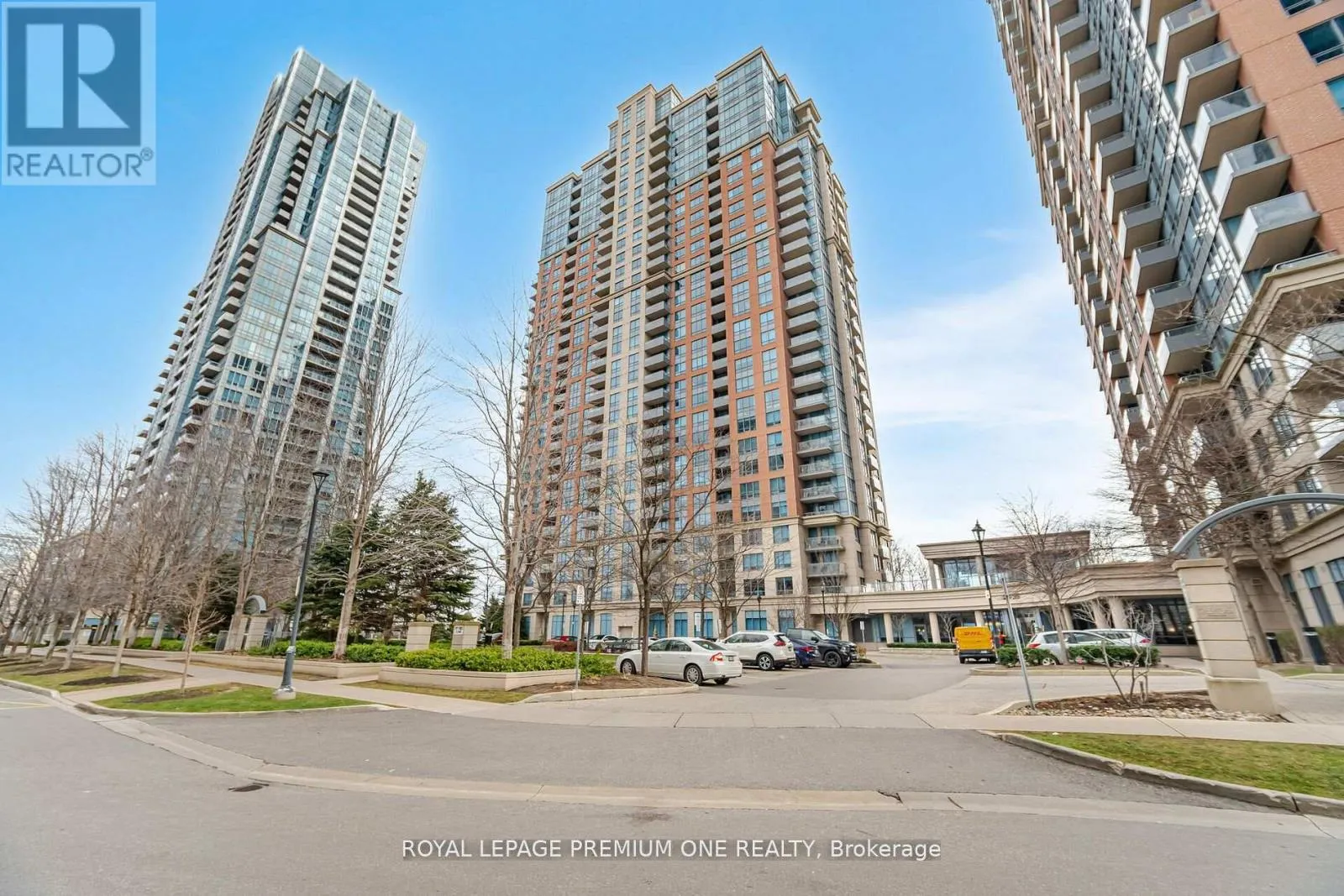 Apartment for rent: 1957 - 25 Viking Lane, Toronto, Ontario M9B 0A1