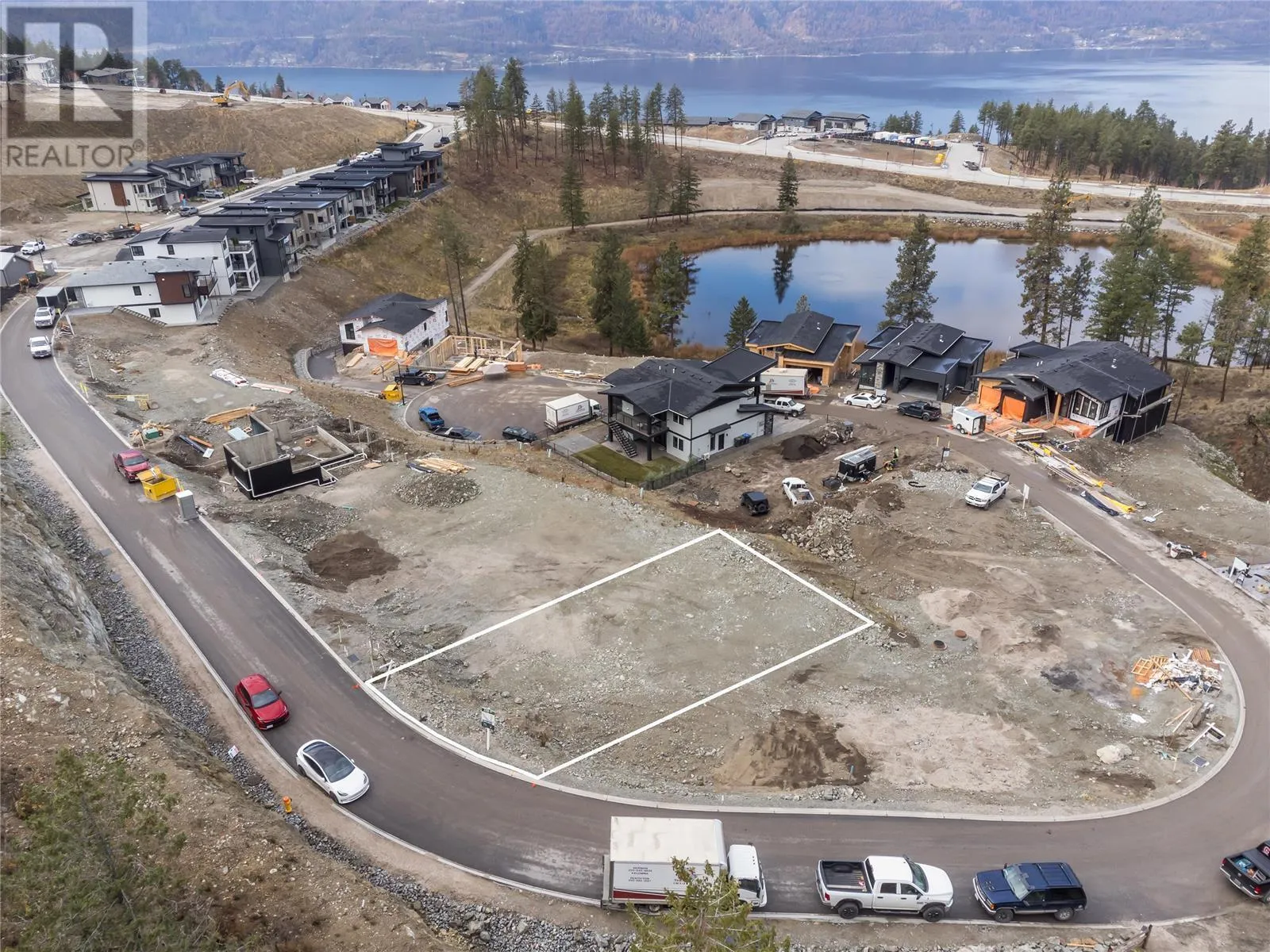 Other for rent: 1960 Northern Flicker Court Unit# 8, Kelowna, British Columbia V1V 0G3