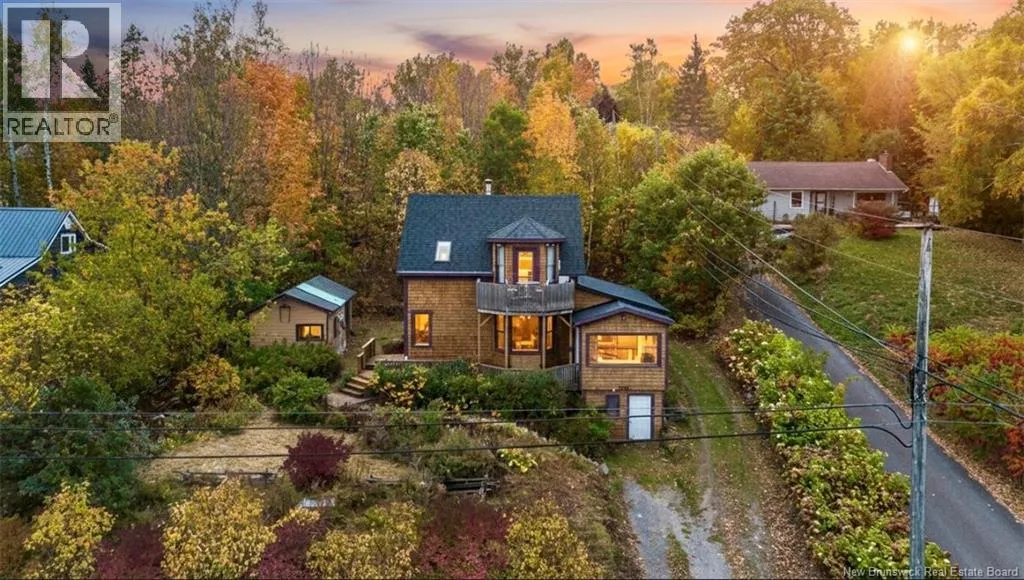 House for rent: 1960 Woodstock Road, Fredericton, New Brunswick E3C 1L3