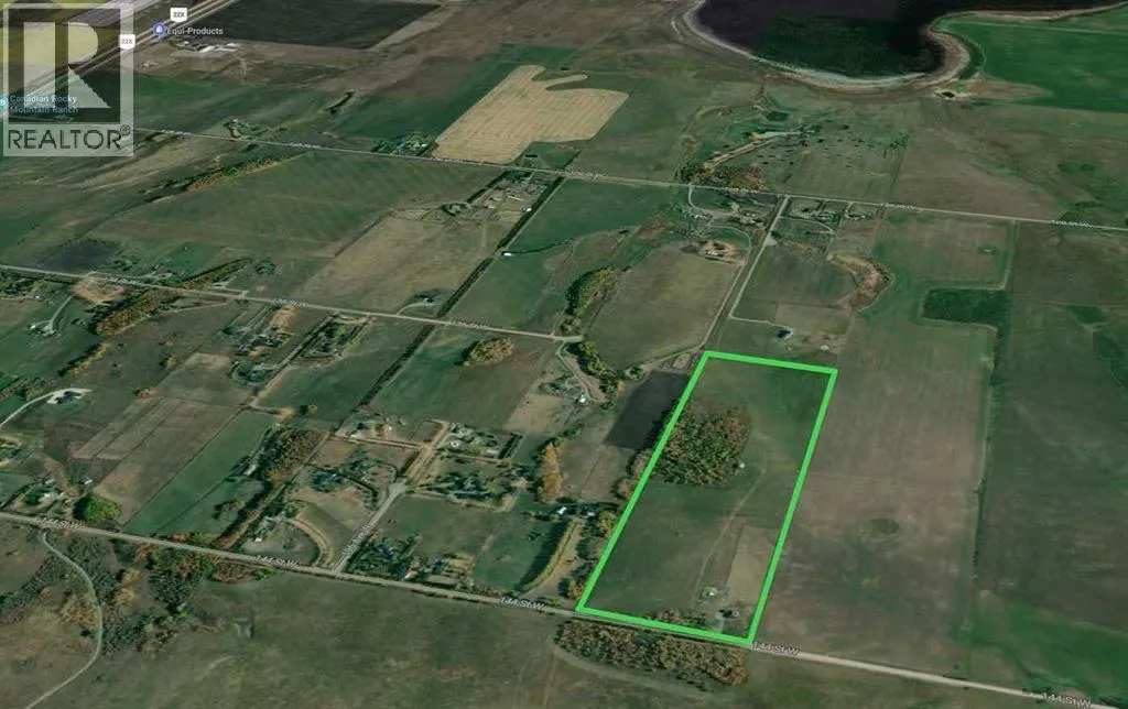 House for rent: 196096 144 Street W, Rural Foothills County, Alberta T1S 1R8