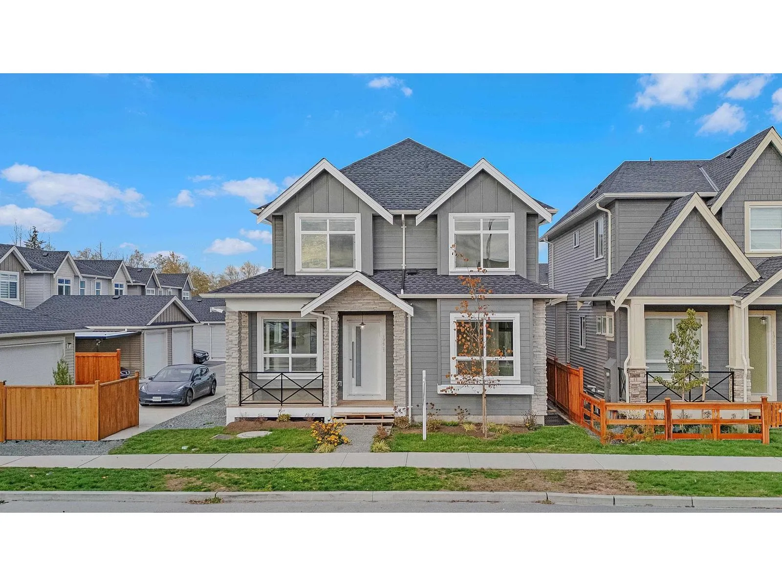 House for rent: 19631 74 Avenue, Langley, British Columbia V2Y 3R5