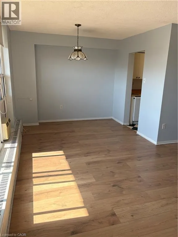 Apartment for rent: 1964 Main Street W Unit# 1209, Hamilton, Ontario L8S 1J5