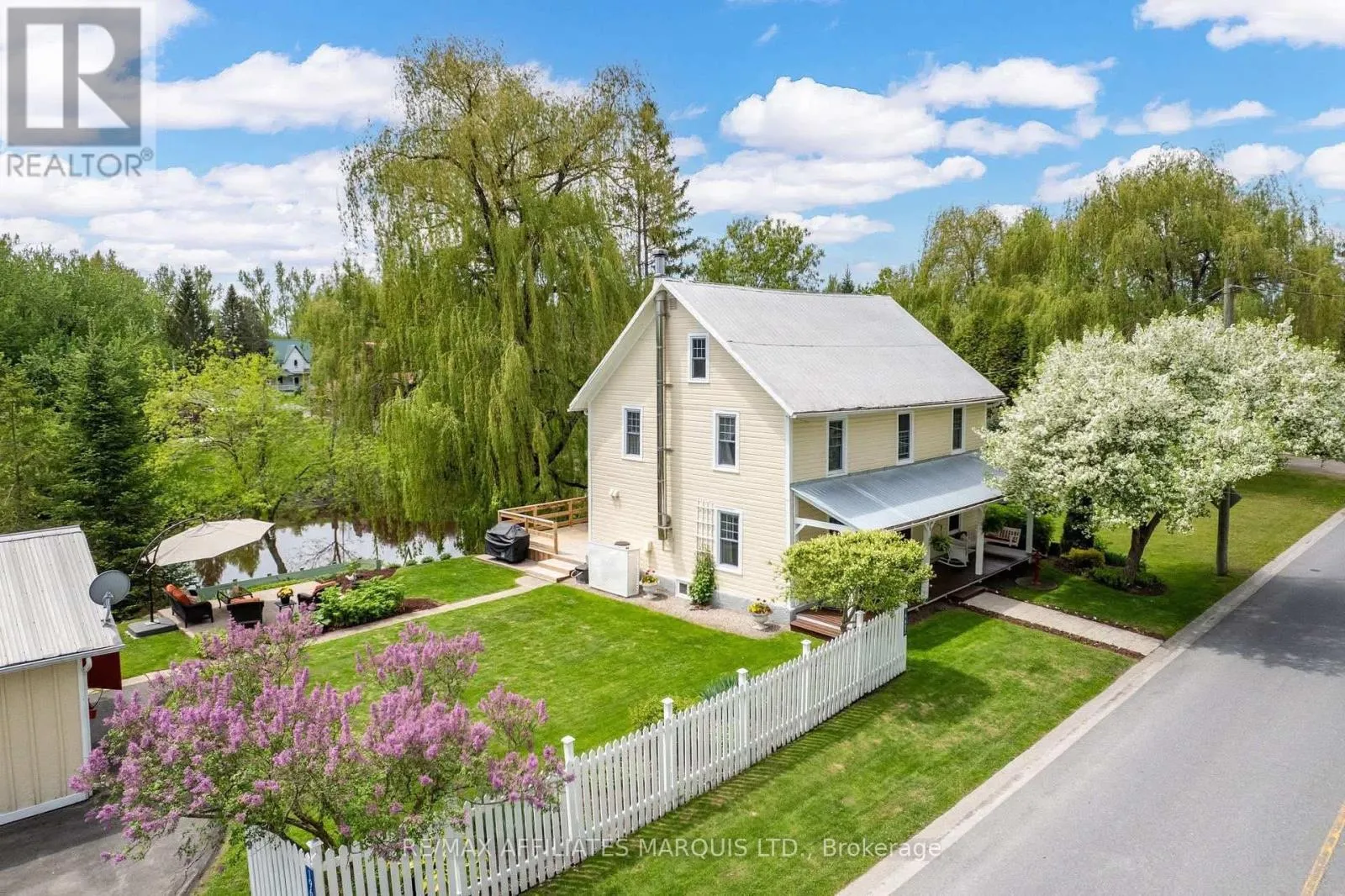 House for rent: 19662 John Street, South Glengarry, Ontario K0C 2J0